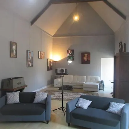 Hameau Des Gardes Vila