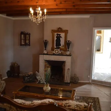 Hameau Des Gardes Vila